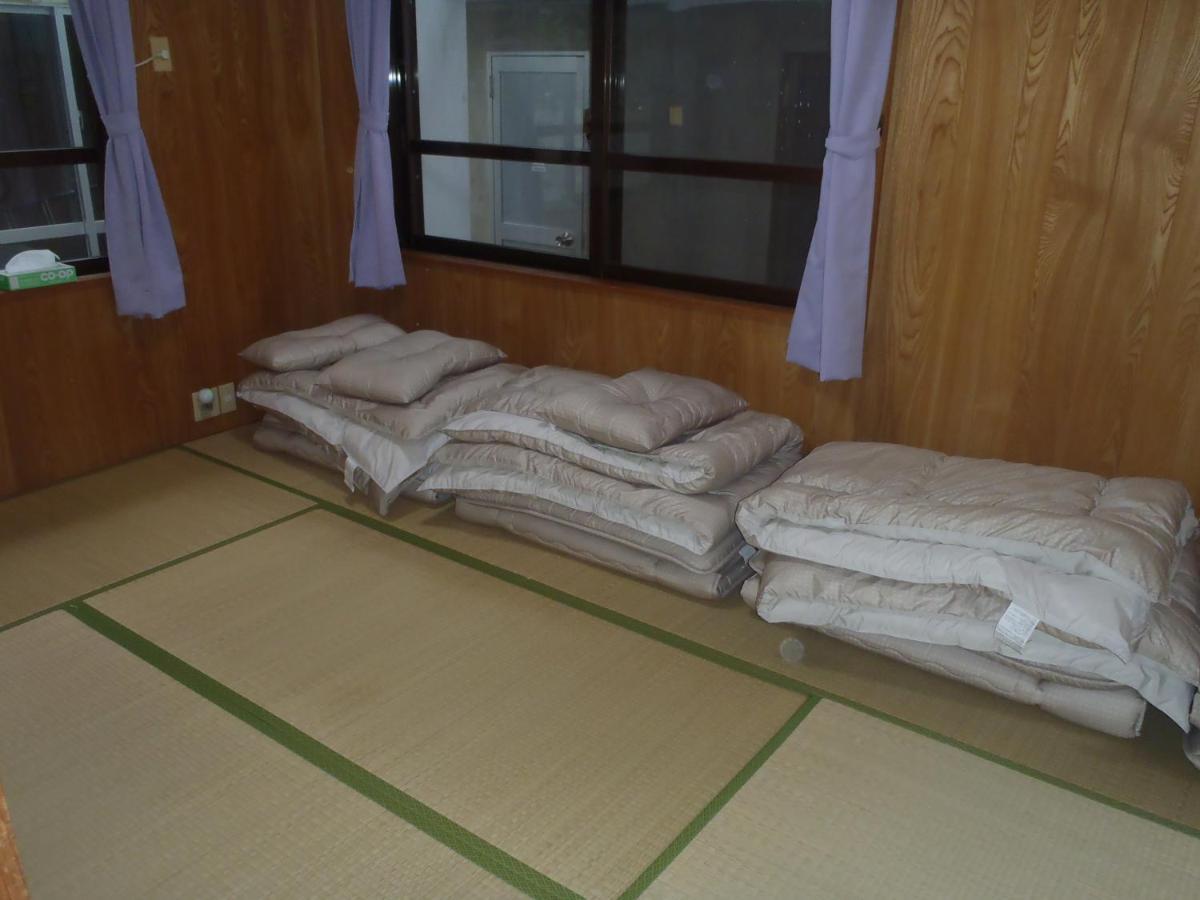 Kerama Backpackers Hotel Tokashiki Exterior photo